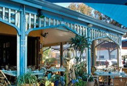 Georges Meze - Queensland Tourism 0