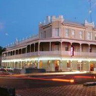 The Rose Hotel - Lounge Bar - Queensland Tourism 0