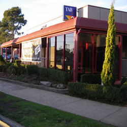 Pascoe Vale Hotel - QLD Tourism 1