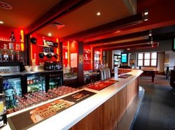 Marine Hotel - Queensland Tourism 0