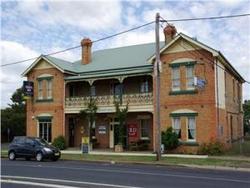Aberdeen Hotel - QLD Tourism 2