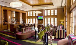 Duxton Hotel - The Lobby Bar - Queensland Tourism 2