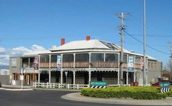 The Oxford Bathurst - Queensland Tourism 3