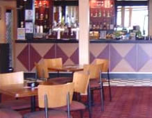 Melton Hotel - Queensland Tourism 3