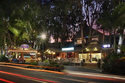 Apres Beach Bar & Grill - Palm Cove - QLD Tourism 3