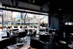Ludlow Bar & Dining Room - Queensland Tourism 3