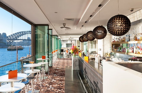 ECQ Bar - Pullman Quay Grand Sydney Harbour - Queensland Tourism 4