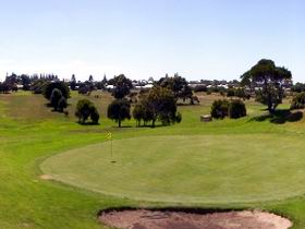 Robe Golf Club - Queensland Tourism 0