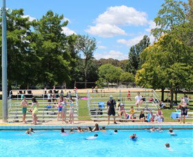 Canberra Olympic Pool And Health Club - QLD Tourism 1
