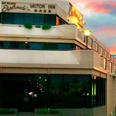 Batemans Bay Soldiers Club - Queensland Tourism 0