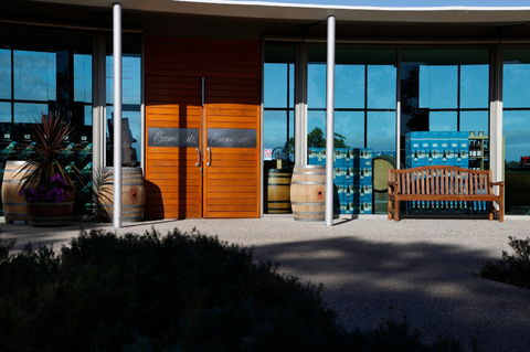 Evans & Tate - QLD Tourism 4