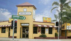 Albion Park Hotel - Queensland Tourism 0