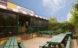 Albion Park Hotel - Queensland Tourism 1