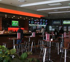 Bankstown Hotel - Queensland Tourism 3