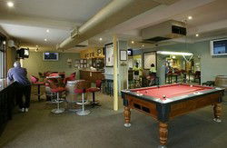 Albion Park Hotel - Queensland Tourism 3