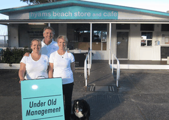 Hyams Beach Store And Cafe - Queensland Tourism 3