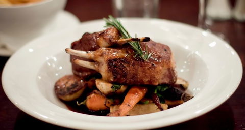 Heritage Bar & Restaurant - QLD Tourism 1