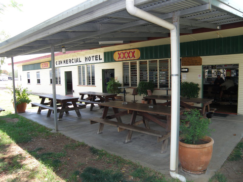 Commercial Hotel Wowan - QLD Tourism 1