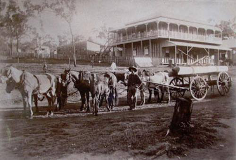 Grand Hotel Many Peaks - Queensland Tourism 3