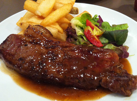 Pottsville Tavern - Queensland Tourism 5