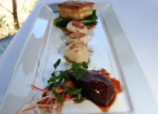 Limani Seafood Restaurant - Queensland Tourism 3