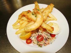 Limani Seafood Restaurant - Queensland Tourism 4