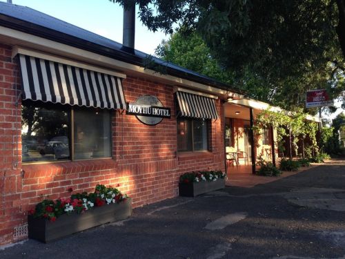 Myrrhee VIC QLD Tourism