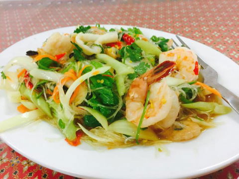 Lee's Thai Food Restaurant - Queensland Tourism 3