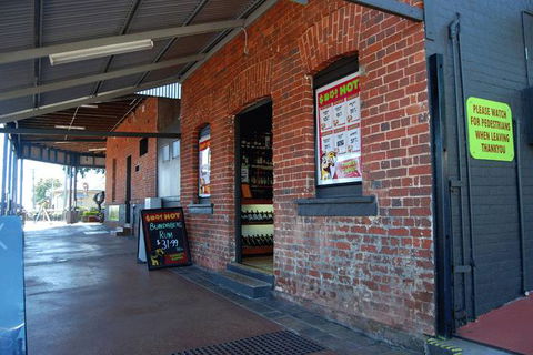 Grand Hotel - QLD Tourism 1