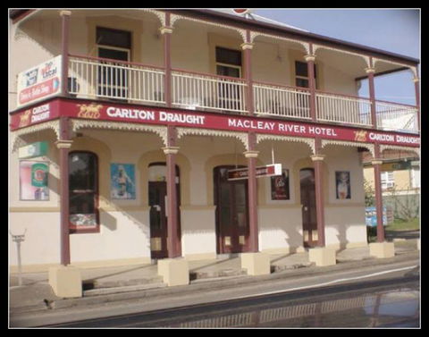 Macleay River Hotel - QLD Tourism 0