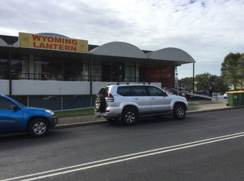 Wyoming Lantern - Queensland Tourism 1