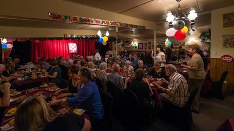 Footlights Theatre Restaurant - QLD Tourism 0