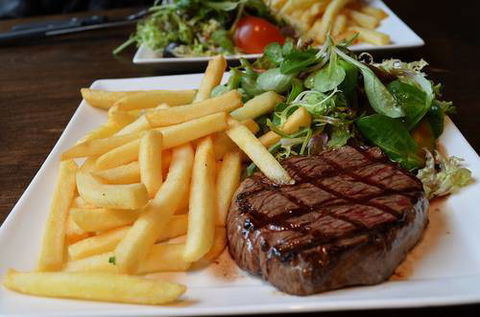 Tugun Tavern - QLD Tourism 2