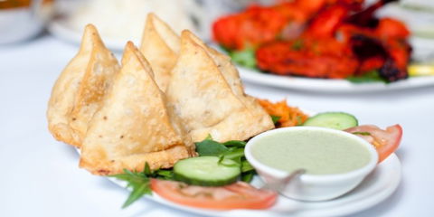 Taj Tandoori Indian Restaurant - Queensland Tourism 3