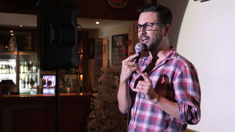 Based Comedy At The Dog And Parrot Tavern - Queensland Tourism 0