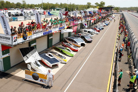 Bridgestone World Solar Challenge - QLD Tourism 0
