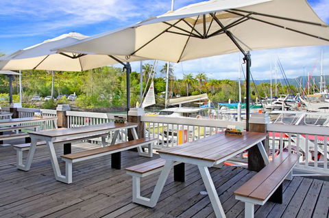 Hemingway's Brewery Port Douglas - QLD Tourism 0