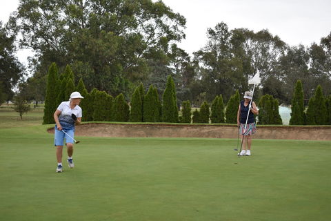 Howlong Golden Shoe Nine Hole Golf Tournament - QLD Tourism 1