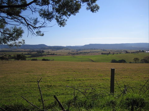 Milton Village Showground Markets - Queensland Tourism 0