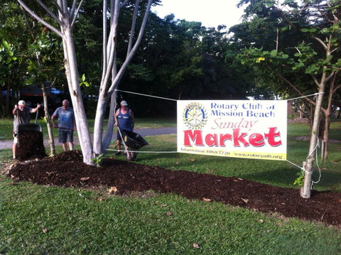 Mission Beach Markets - QLD Tourism 0