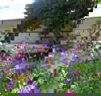 Raglan Art Award Exhibition - QLD Tourism