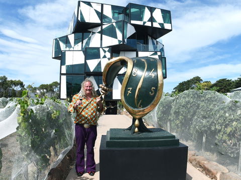 Salvador Dali Sculpture Exhibition - Queensland Tourism 0