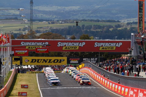 Supercars Supercheap Auto Bathurst 1000 - Queensland Tourism 2