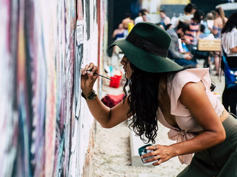 Art In The Park - QLD Tourism 0