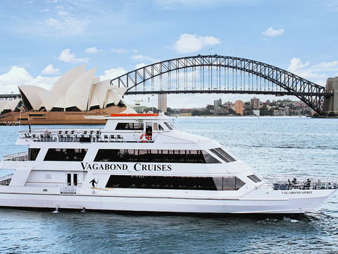 Australia Day Lunch Cruise - QLD Tourism 0