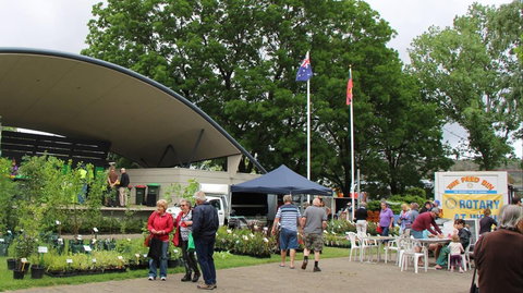 Cooma Rotary Markets - QLD Tourism 2