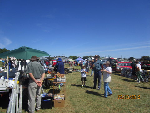 Crookwell Rotary Swap Meet And Market Day - QLD Tourism 0