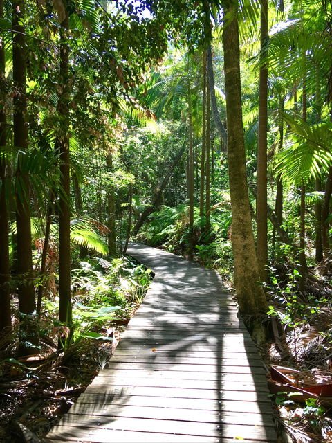 Mindfulness Escapes Byron Bay - Queensland Tourism 1