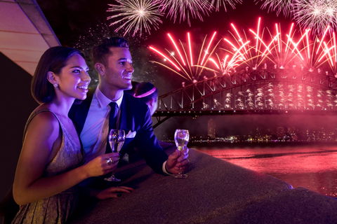 New Year's Eve At Sydney Opera House - QLD Tourism 0