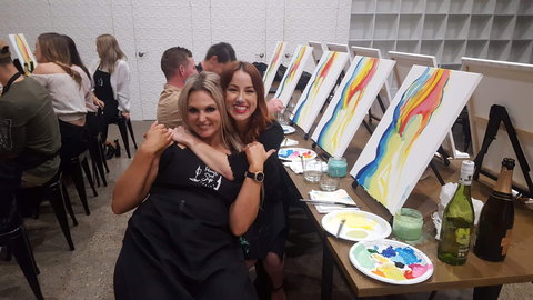 Paint And Sip Experience - QLD Tourism 0